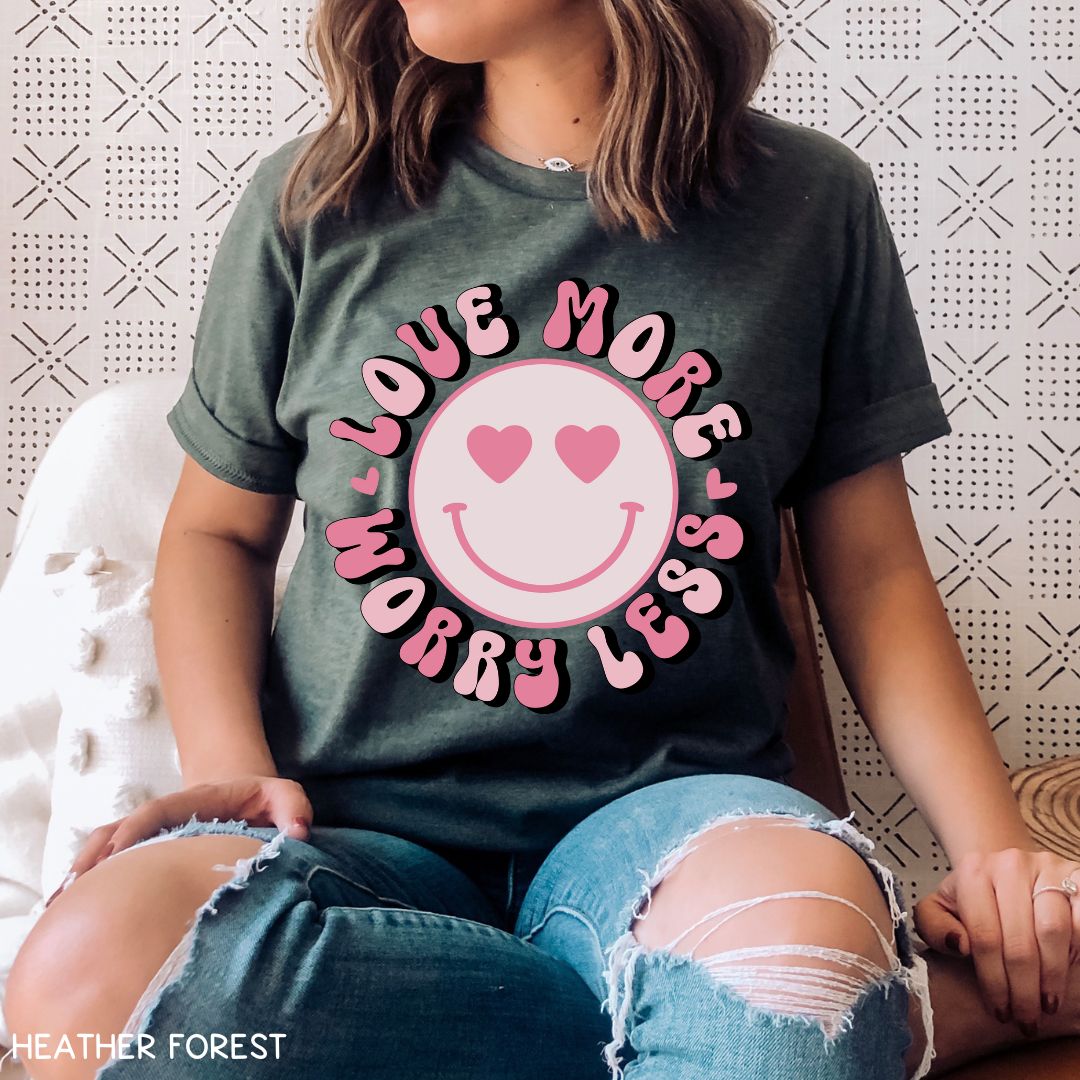 Valentines - Love More Worry Less Smiley - Unisex Adult Tee